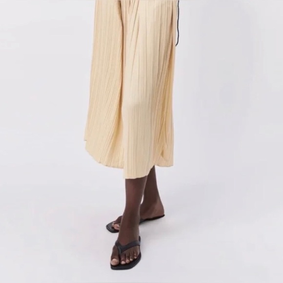 ZARA PLEATED PALAZZO PANTS - Picture 5 of 6